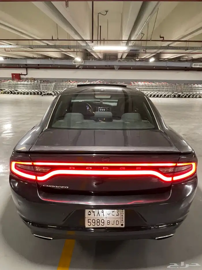دوج تشارجر 2017 RT V8 4