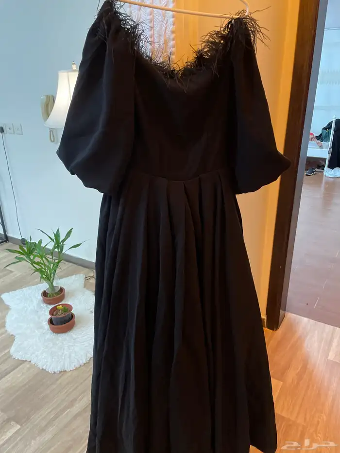فستان سهر ه منفوش. 0