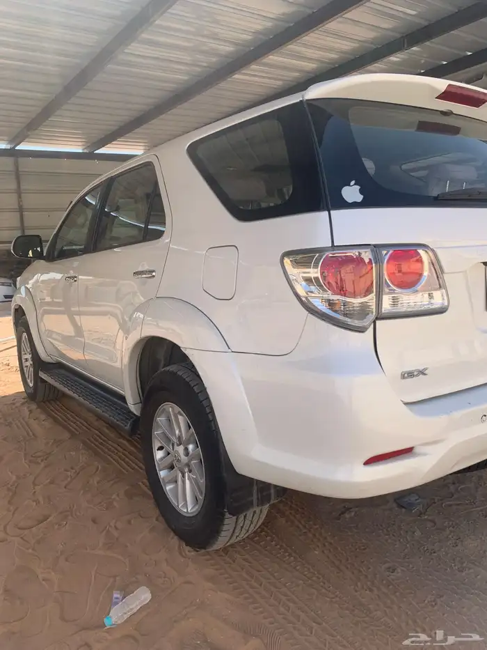 للبيع فورشنر 2014 وكاله بدي ومتحركات عداد 240 3