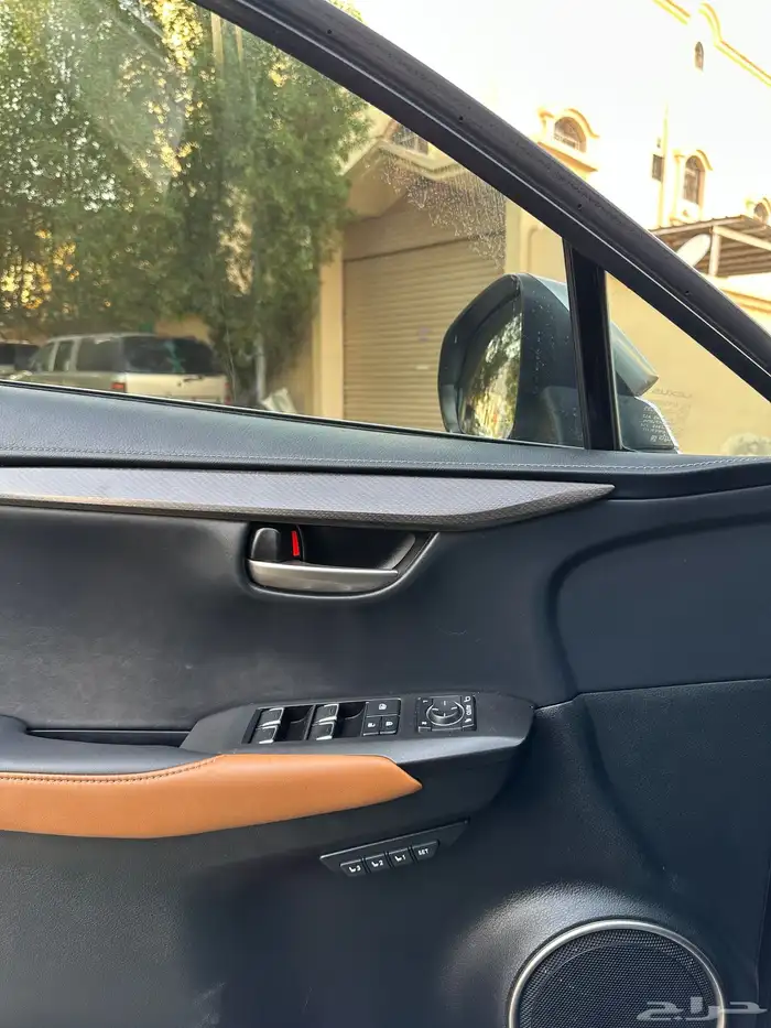 لكزس NX300 فل كامل 12