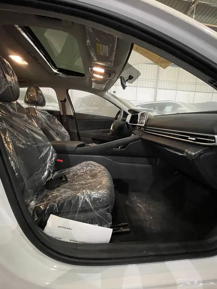 هونداي- إلنترا-2025-كمفورت- بطاقة جمركية- أصفار- بنزين 15