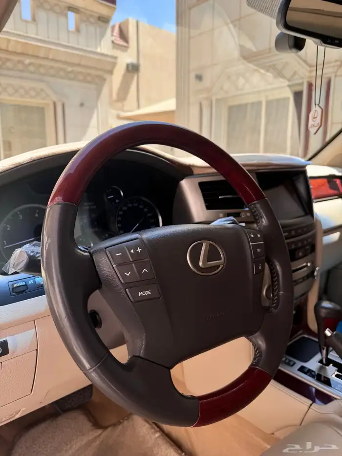 لكزس 2015 ED عداد 193 الف شرط الفحص 41