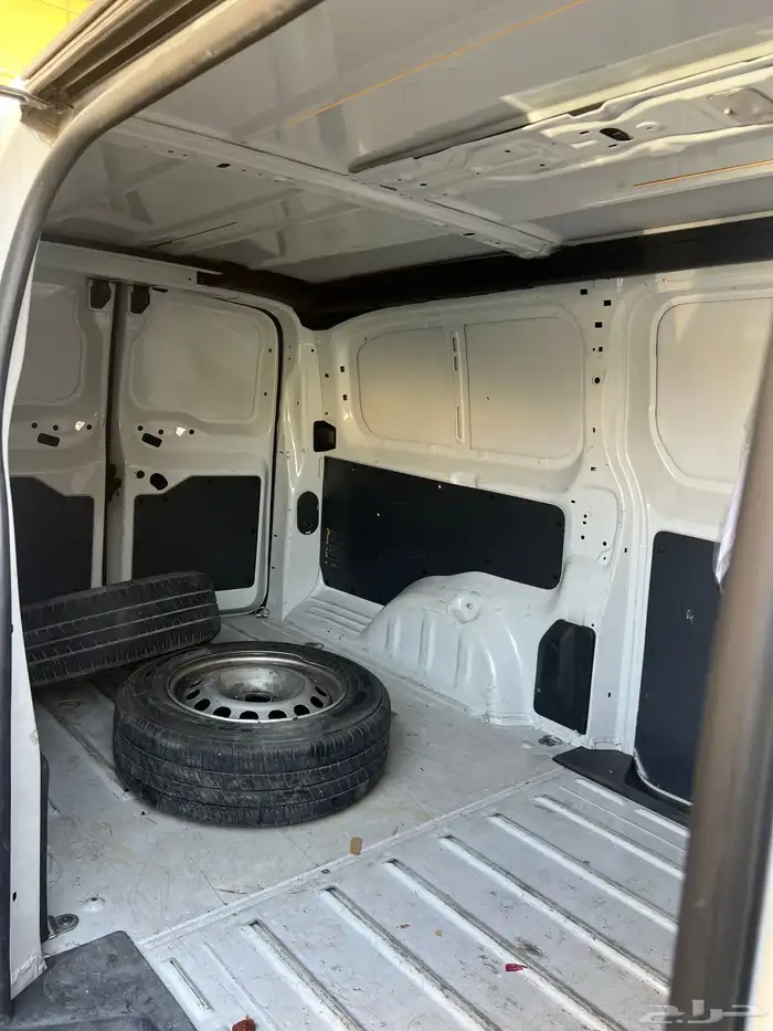 باص بيجو اكسبريات 2023 3