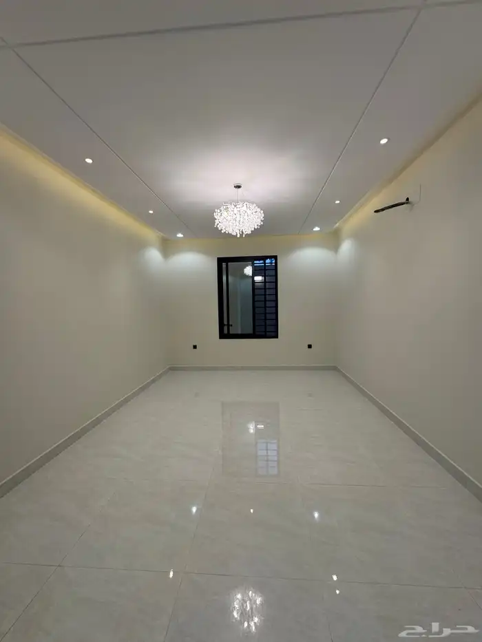 للبيع شقق تمليك أرضي بالمحاله تشطيب vip 550 الف 4