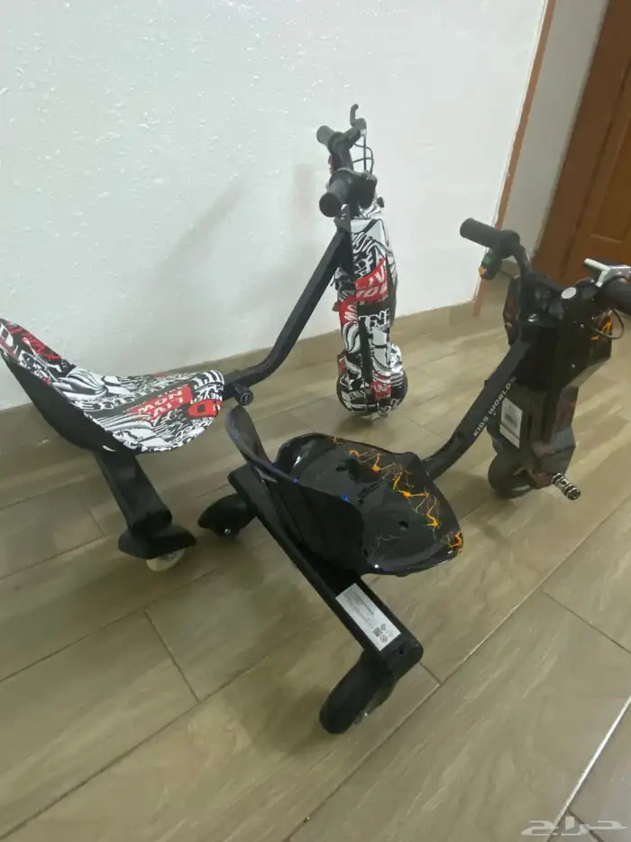 اسكوترات مع جميع ملحقاتها 3