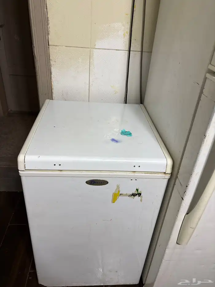 اثاث ل بيع وثلاجه ودواليب ورفوف ونجف و أسره 8