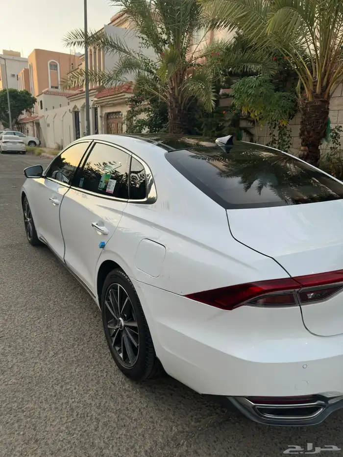 هونداي أزيرا 2023 6