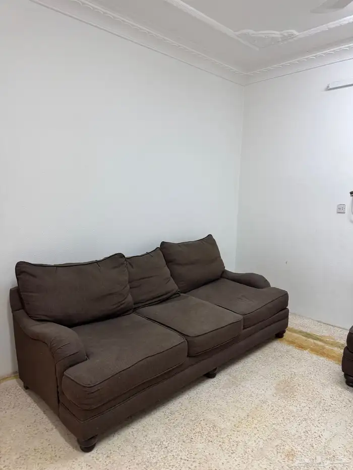 كنب كبير بني 1