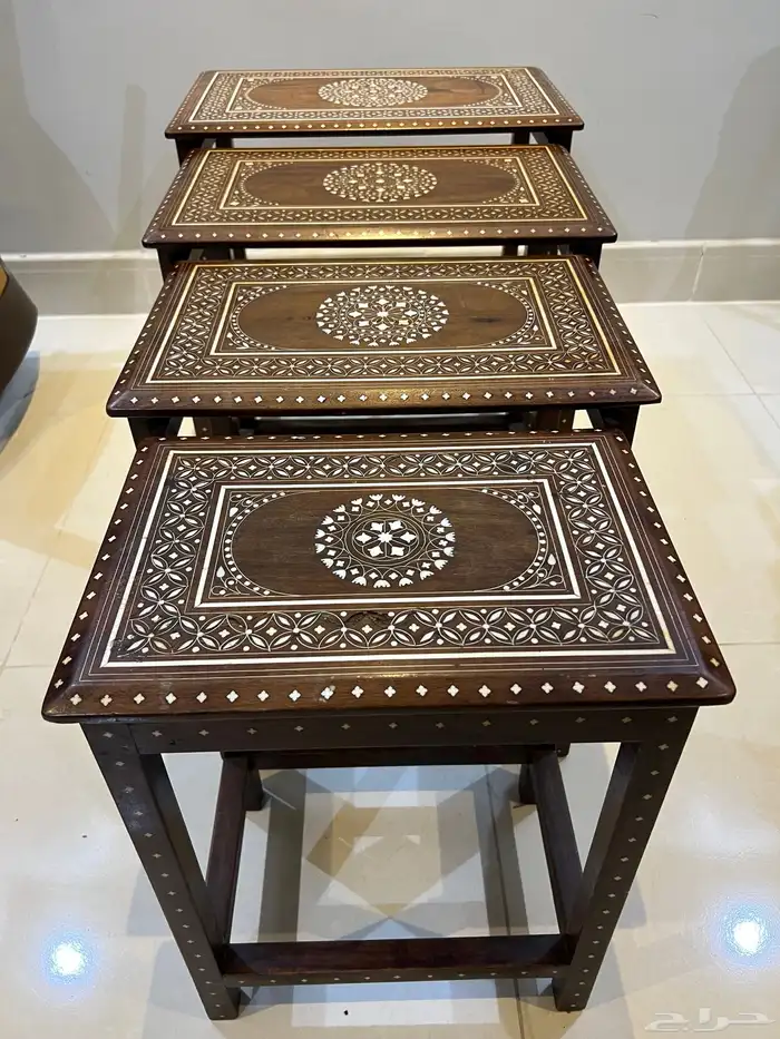 طاولات خشب 0