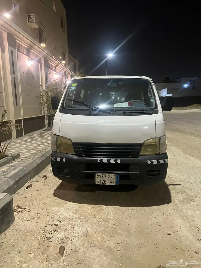 باص للبيع نيسان 2