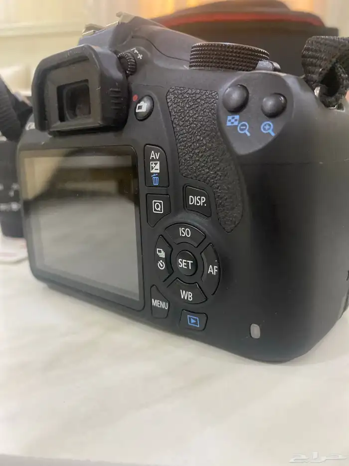كاميرا للبيع Canon EOS 1200 D 5