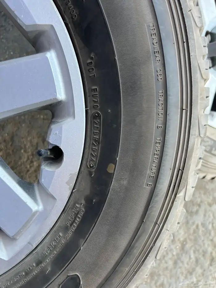 جنوط إف جي مع كفرات دلوب  مقاس 265.70.17 تاريخ 2024 4