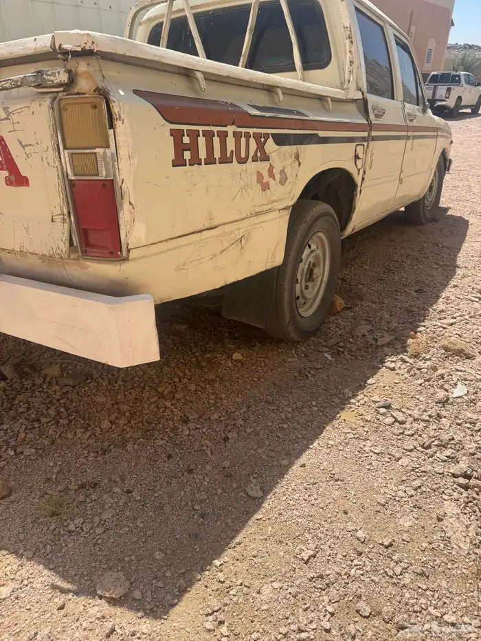 هايلوكس 80 متحركات شرط 4