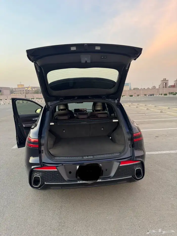 جنسس GV70 2023 8