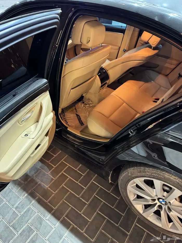 بي ام دبليو 2013 520i 5