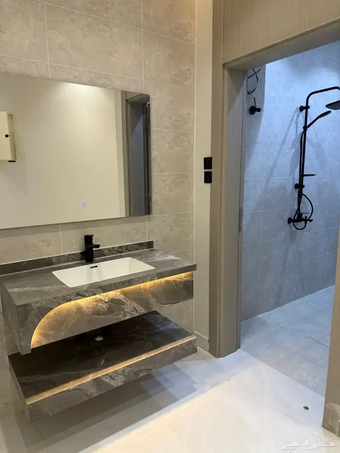 فلا روف ارضيه للبيع حي الرابيه تبوك 700 الف 6