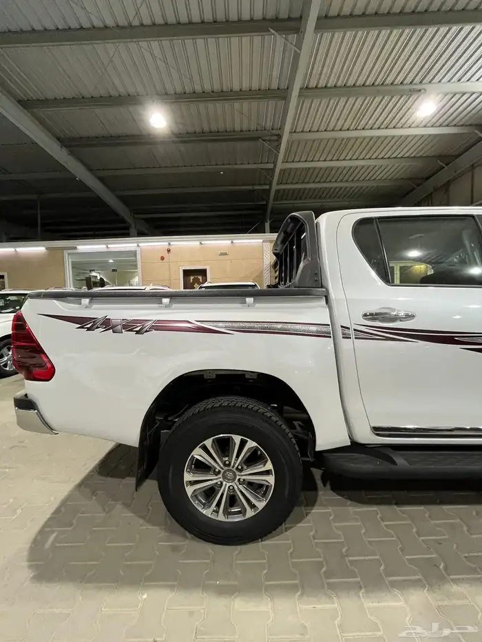 هايلوكس 2025 بنزين دبل أصفار 8