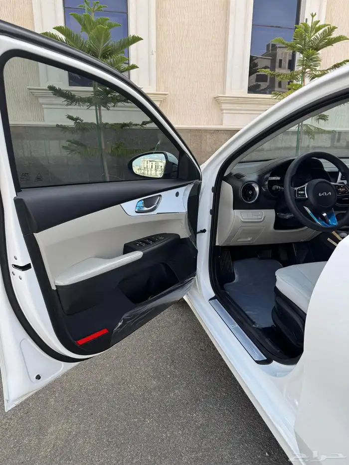 للتنازل أو التقبيل كيا سيراتو مخزن 2024 استاندر 13