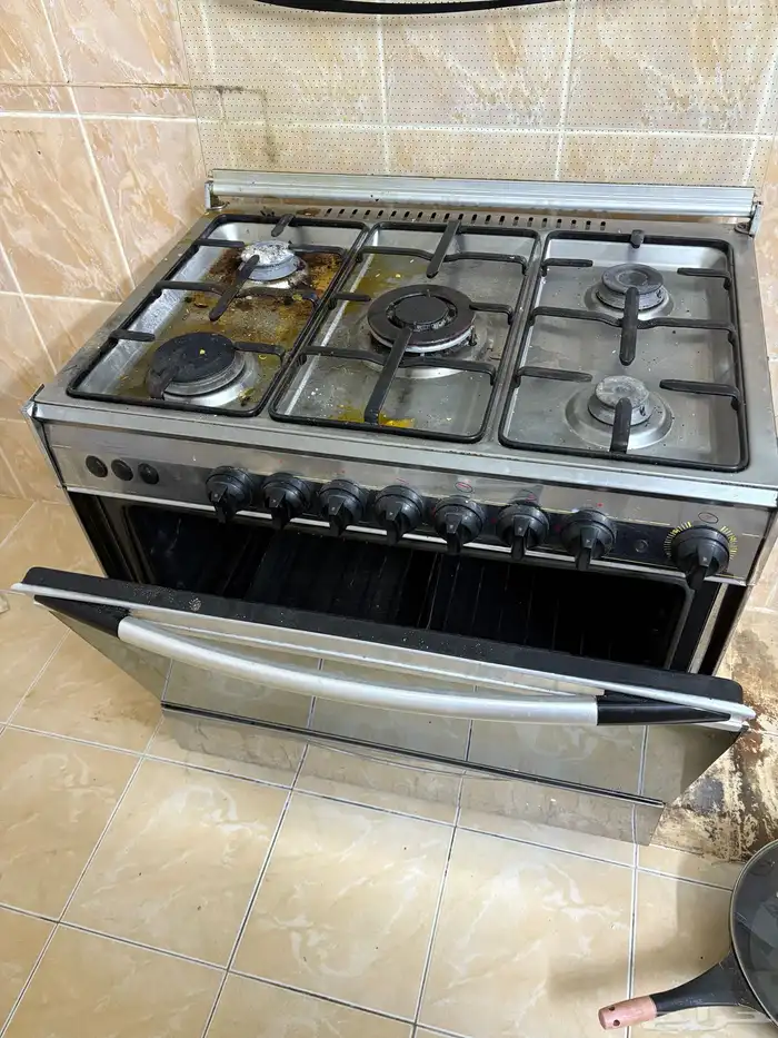 دولابين - تلفزيون - قاعده تلفزيون   رفوف - فرن 4