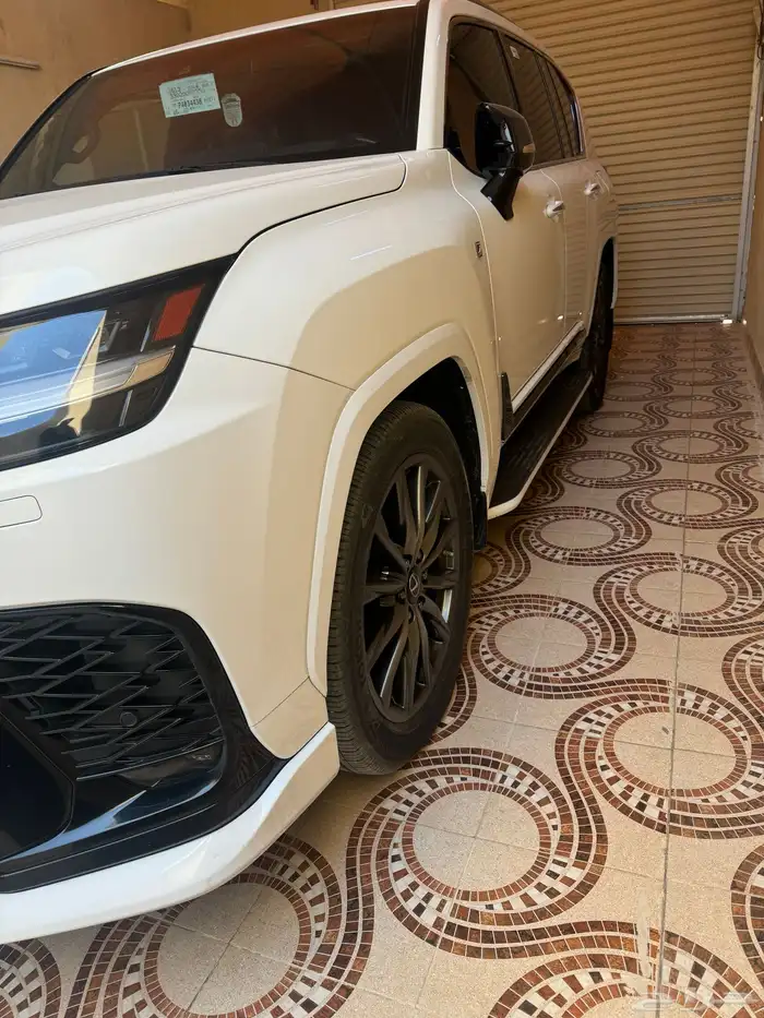 لكزس اف سبور2023 2