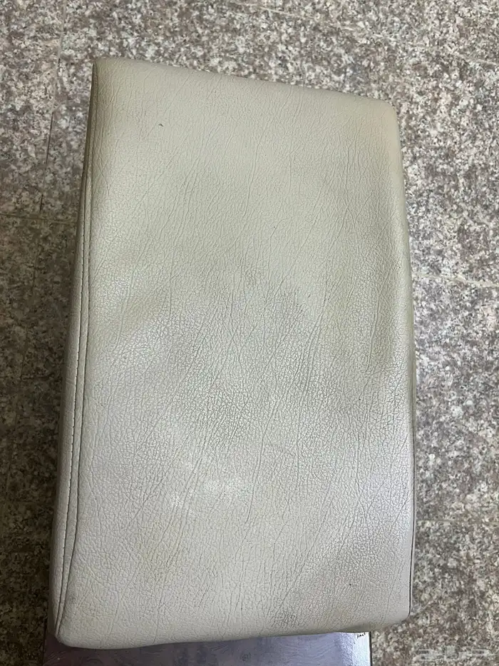 تكاية وحاملة اكواب للفورد 2