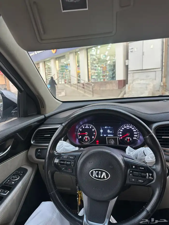 كيا سورينتوا 6 سلندر بدون دبل 14