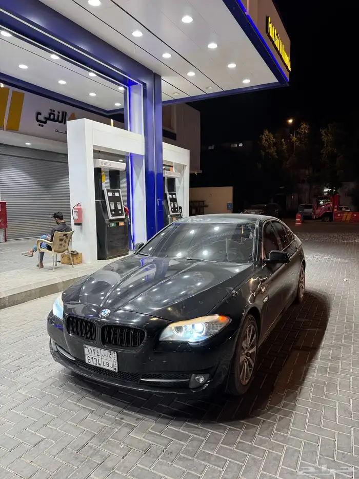 بي ام دبليو 2013 520i 10