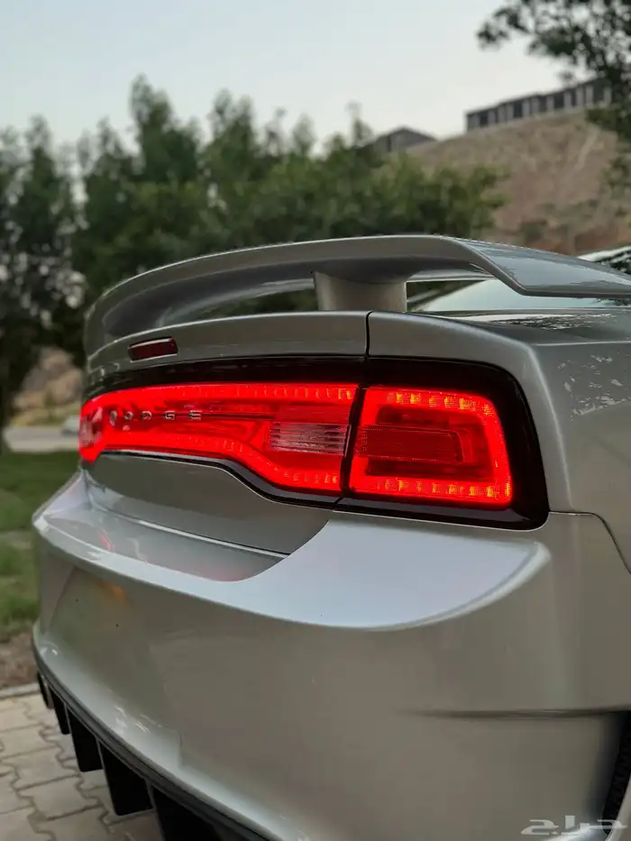 دودج تشارجر RT 2012 64