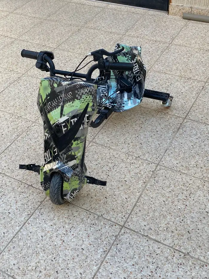 للبيع سكوتر درفت ممتازه لها معي اربع سنوات 1