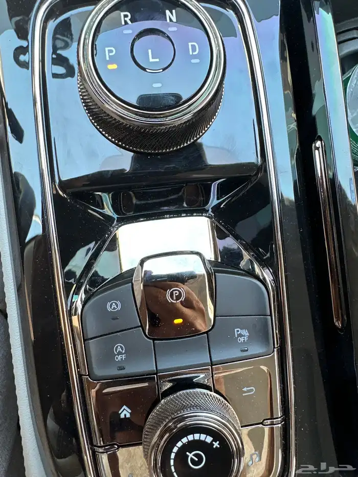 للبيع فورد تيرتوري 3