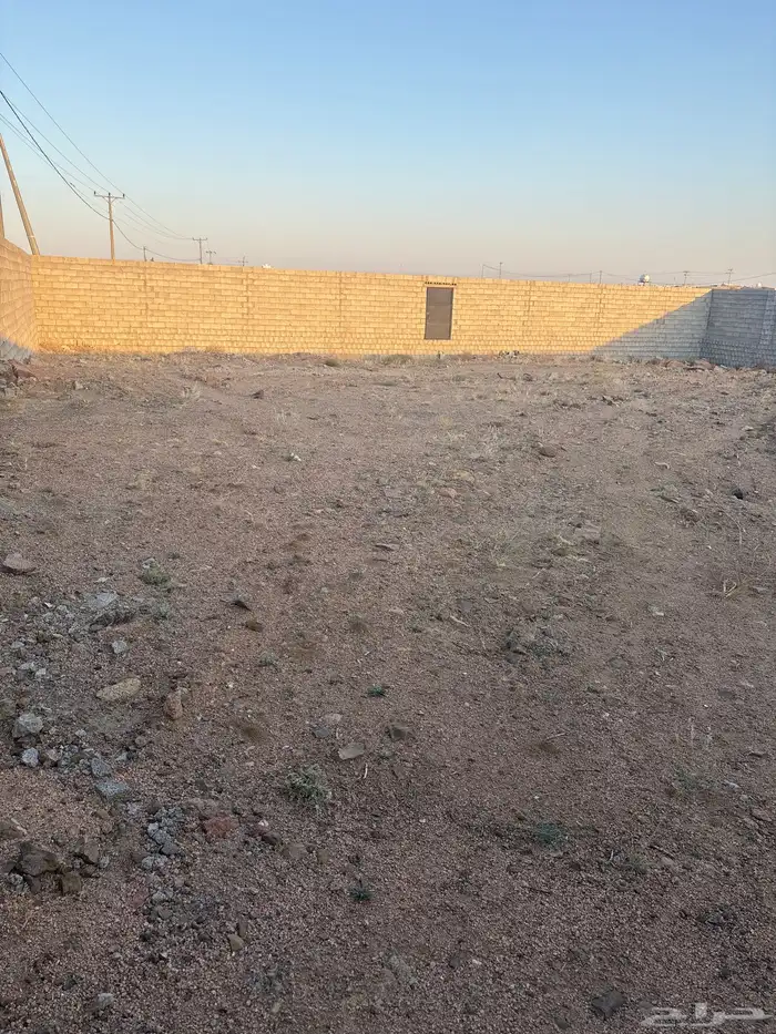 حوش للبيع م 1