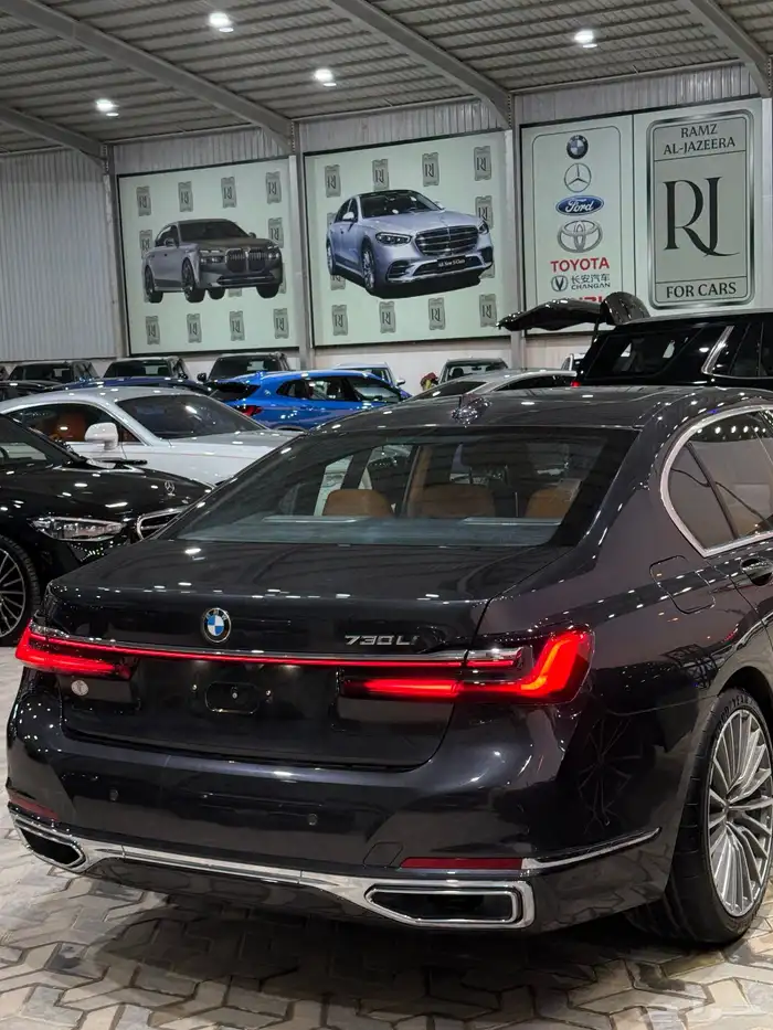 بي ام دبليو Bmw 730 ناغي 2022 9