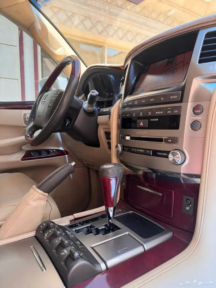 لكزس 2015 ED عداد 193 الف شرط الفحص 54