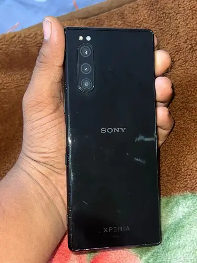 SONY experia 5 index