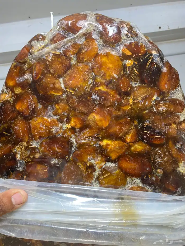 تمر سكرية حمراء 0