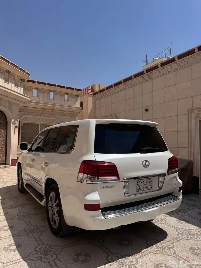 لكزس 2015 ED عداد 193 الف شرط الفحص 4