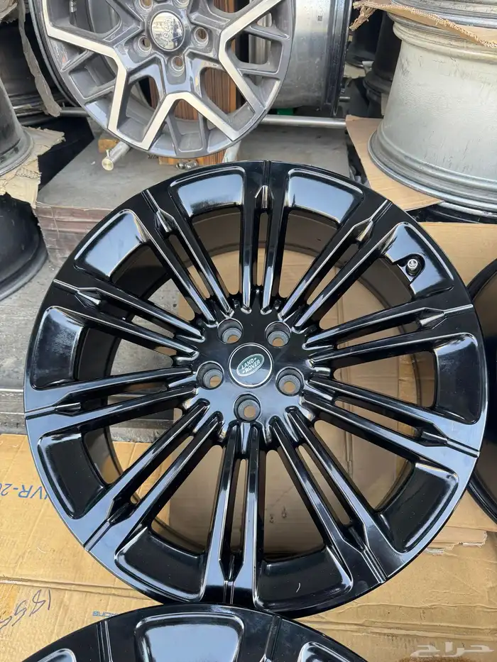 جنوط رنج روفر اوتوبيوجرافي بلاك ادشن مقاس23 موديل 2024 اصلي 1