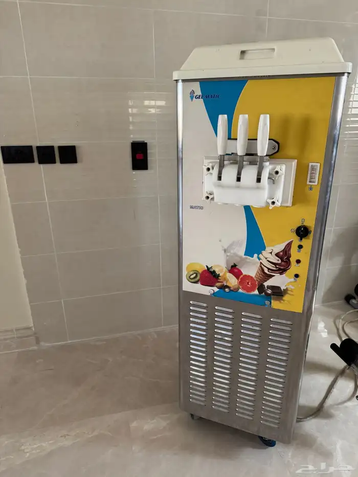 مكينه ايسكريم إيطالي جل ماتك شبه جديد 1