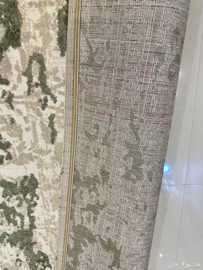 سجادة مقاس 150x230 بحالة جيدة 1
