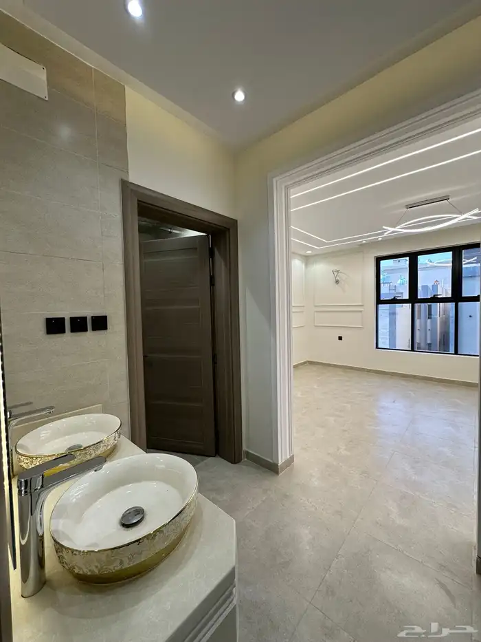 للبيع شقق علويه مع سطح ومصعد شغال بحي الضيافه520الف 7