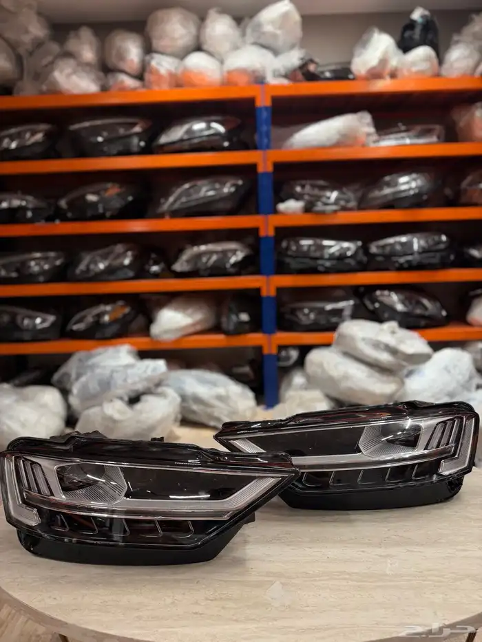 شمعة اودي A8 0