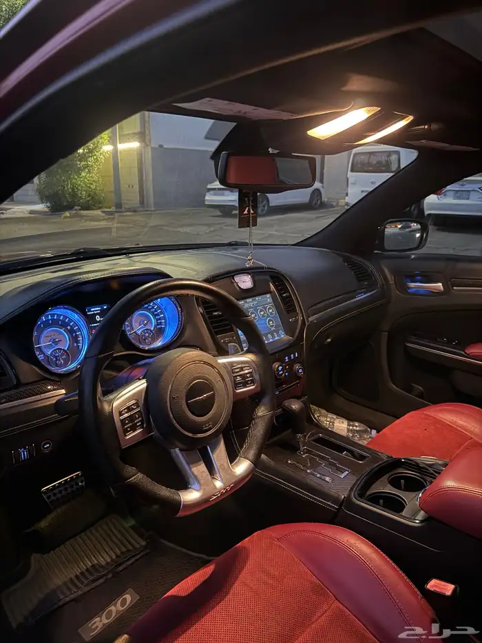 كلايسلر srt 6.4 6