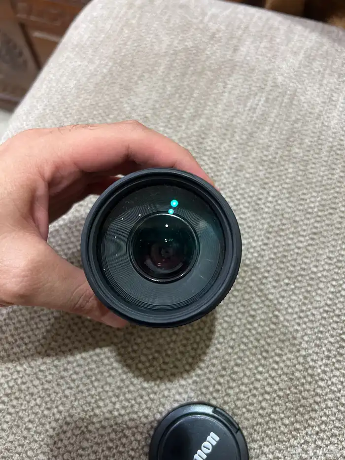 Canon Zoom Lens EF 75-300mm 2