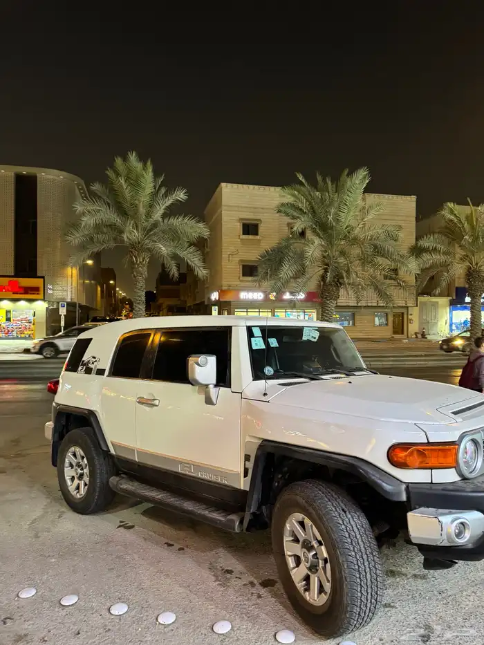 تويوتا اف جي 2010 رقم 2 3