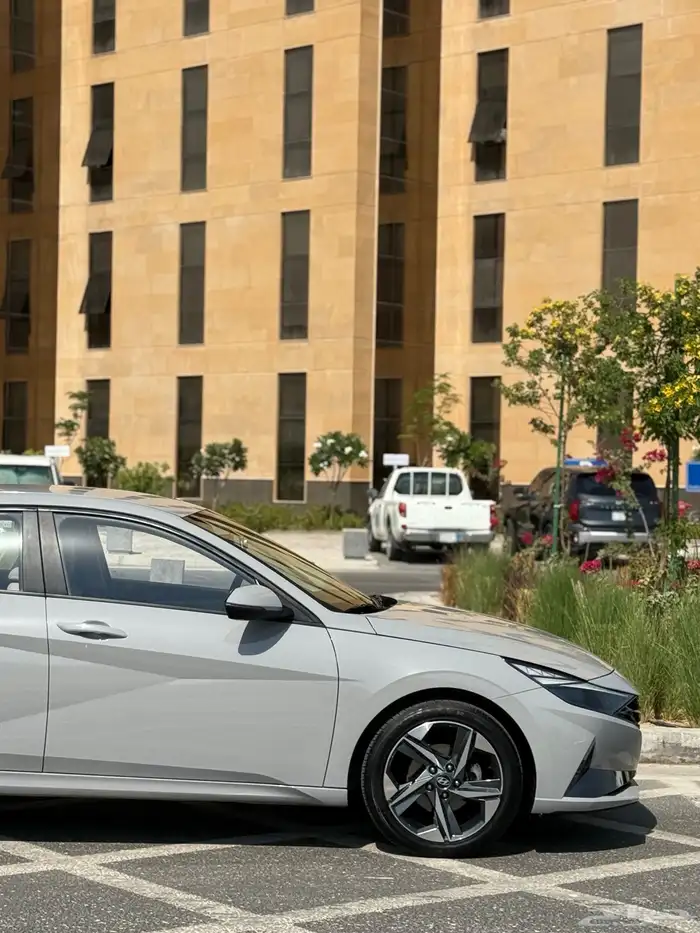 للبيع هونداي الانترا 2021 7