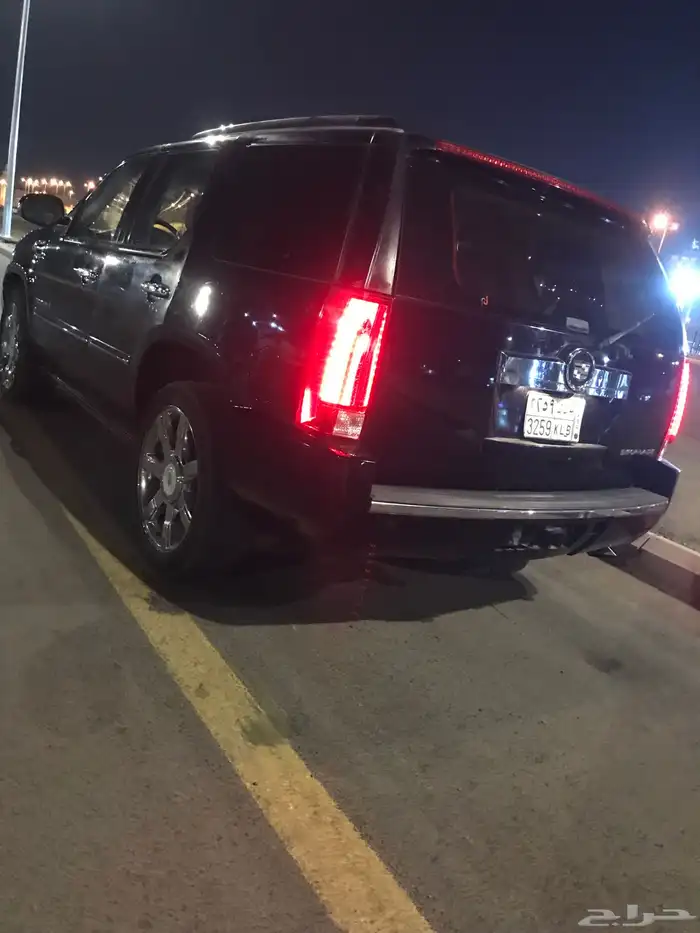 للبيع كاديلاك اسكاليد 2007 فل كامل 3