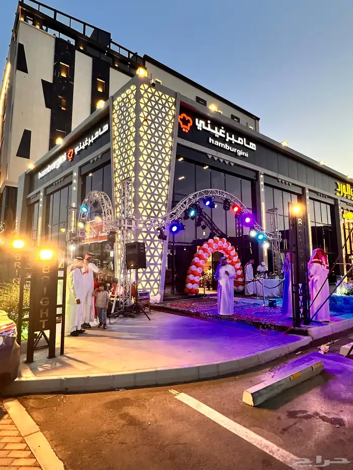 شاشات عملاقة. تراسات مسارح إضاءات اسعار مرضيه للجميع 52