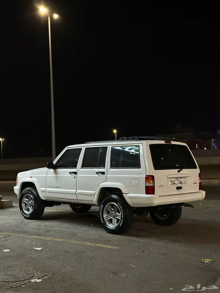 جيب شيروكي ( كلاسيك ) سعودي وارد المتحدة 2001 ( تم البيع ) 1