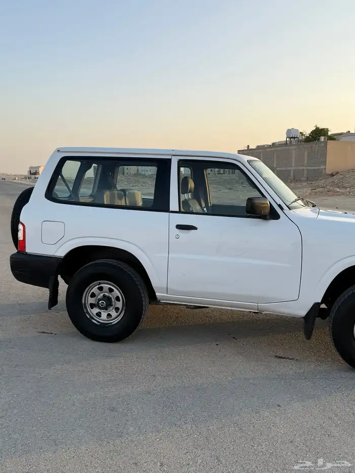 نييسان باترول 2002 مخزن 17