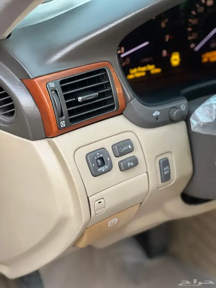 لكزس LS430 موديل 2004 22